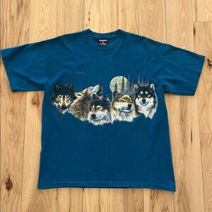 Vintage 90s Habitat Wolf Pack Blue Alaska T-shirt Size XL